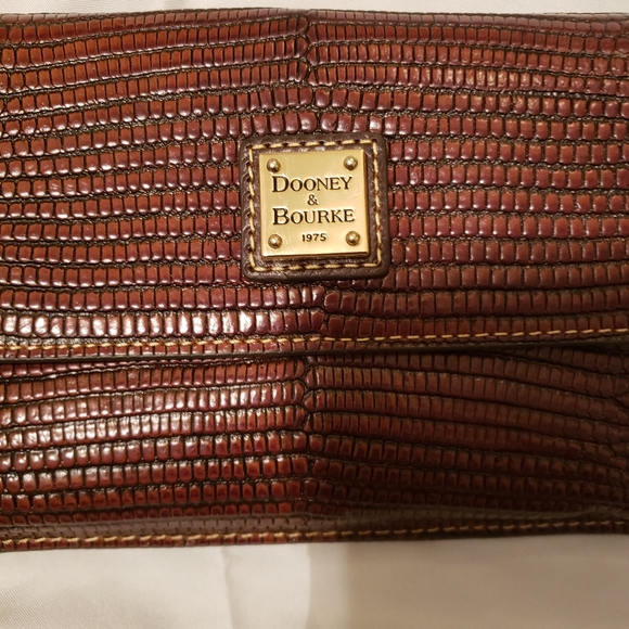 Dooney & Bourke wallet - Picture 3 of 3